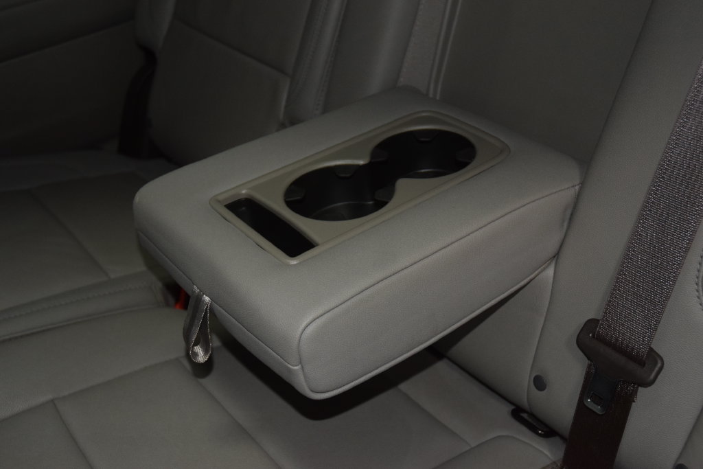 Used 2024 Chevrolet Suburban LT w/ LT Signature Package AWD/4WD image 46