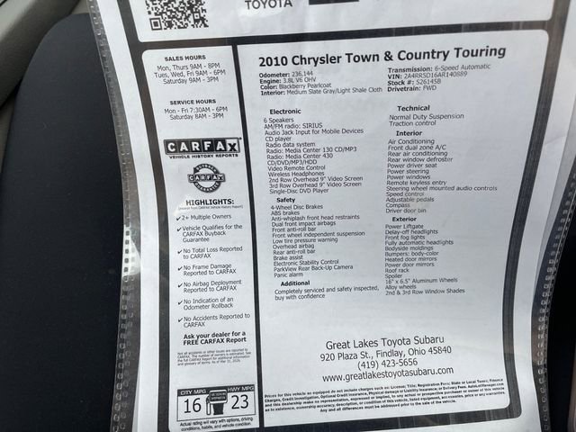 Used 2010 Chrysler Town & Country Touring w/ Entertainment Group #2 image 27