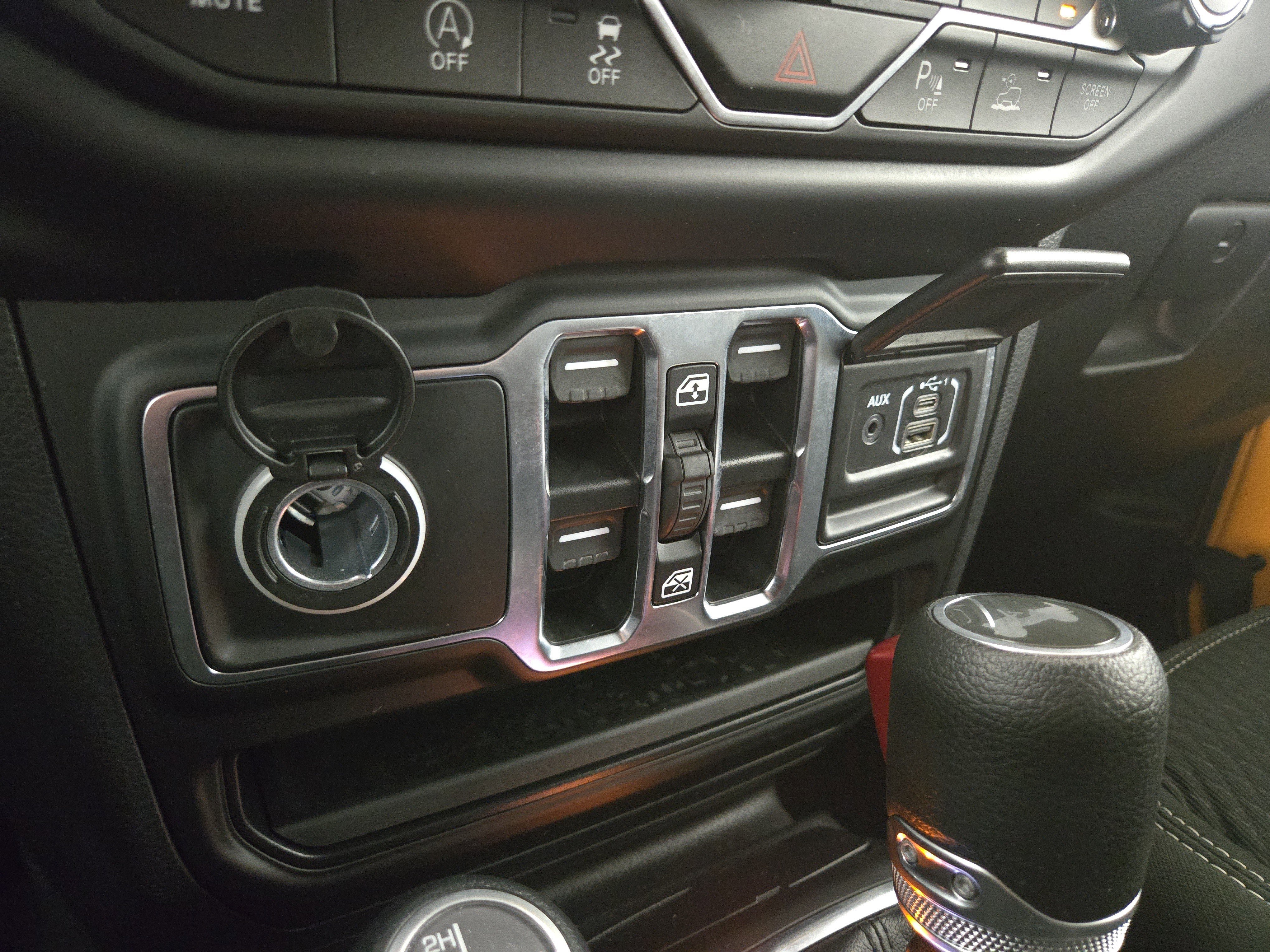 Used 2021 Jeep Wrangler Unlimited Sport image 27