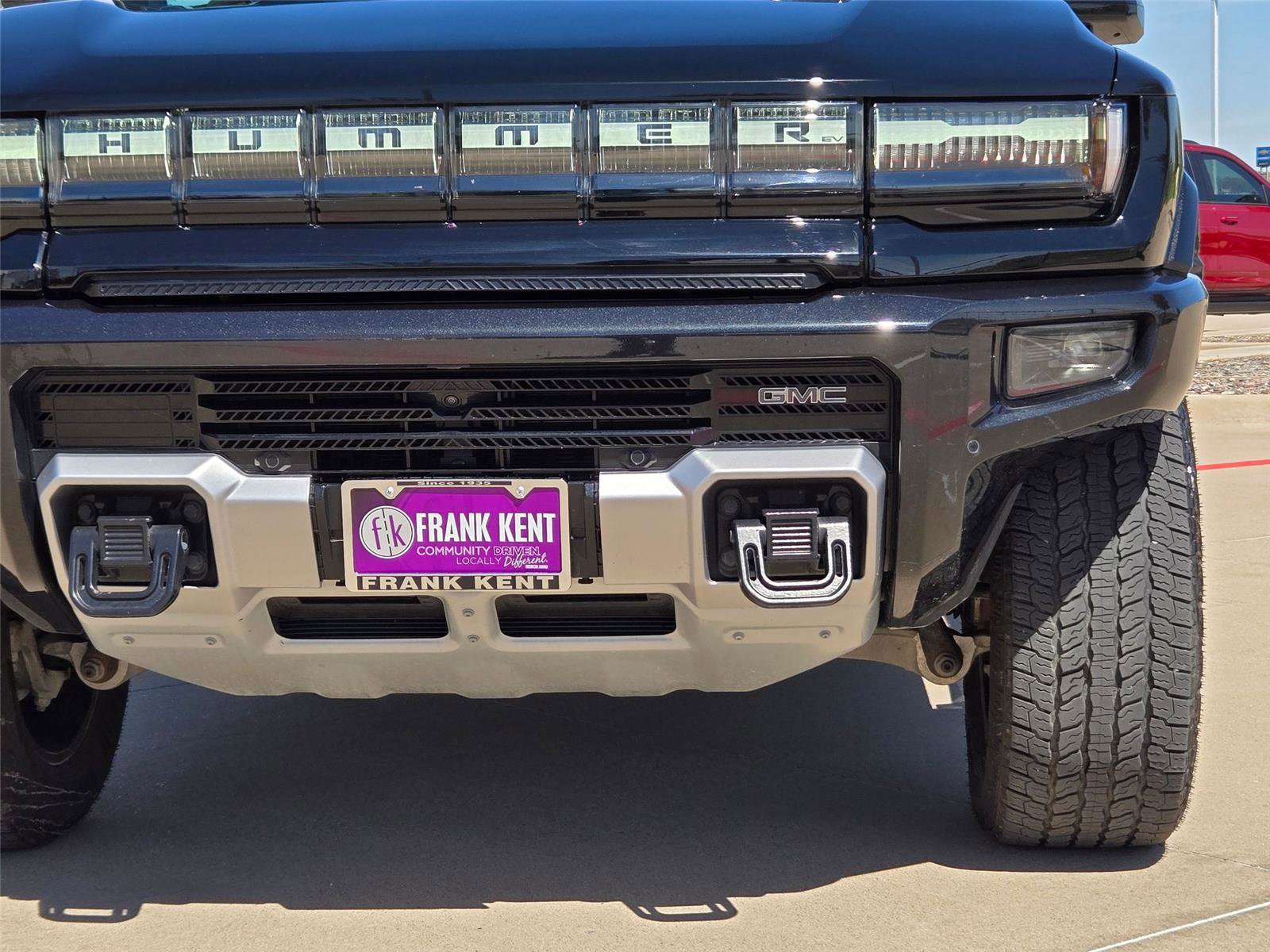 Used 2025 GMC Hummer EV 3X w/ LPO, Dark Essentials Package image 4