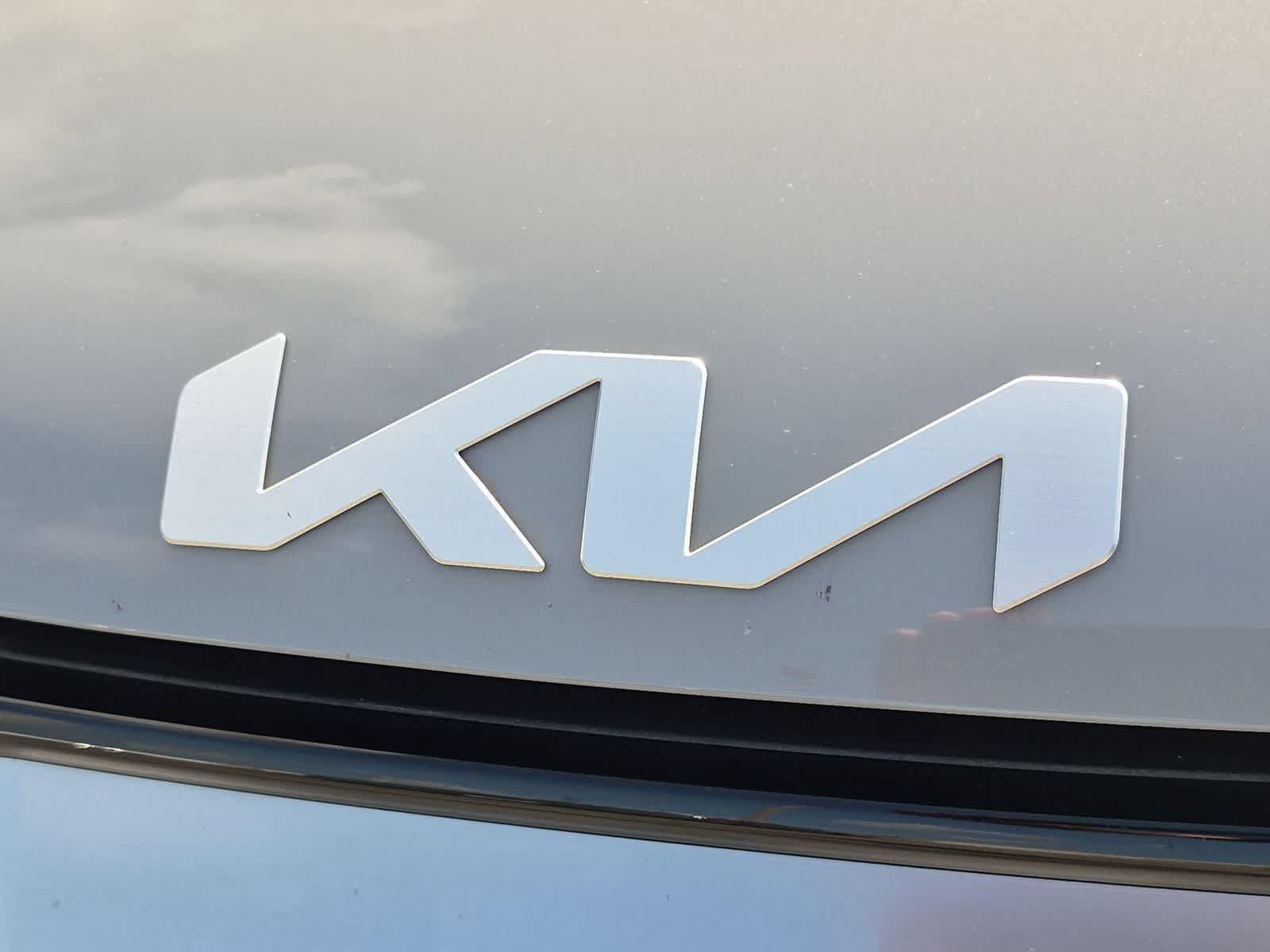 Used 2023 Kia Sportage SX FWD image 11