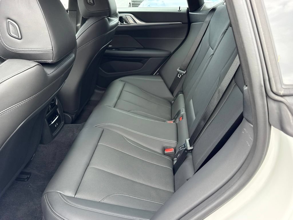New 2026 BMW i4 eDrive40 w/ M Sport Package RWD image 27