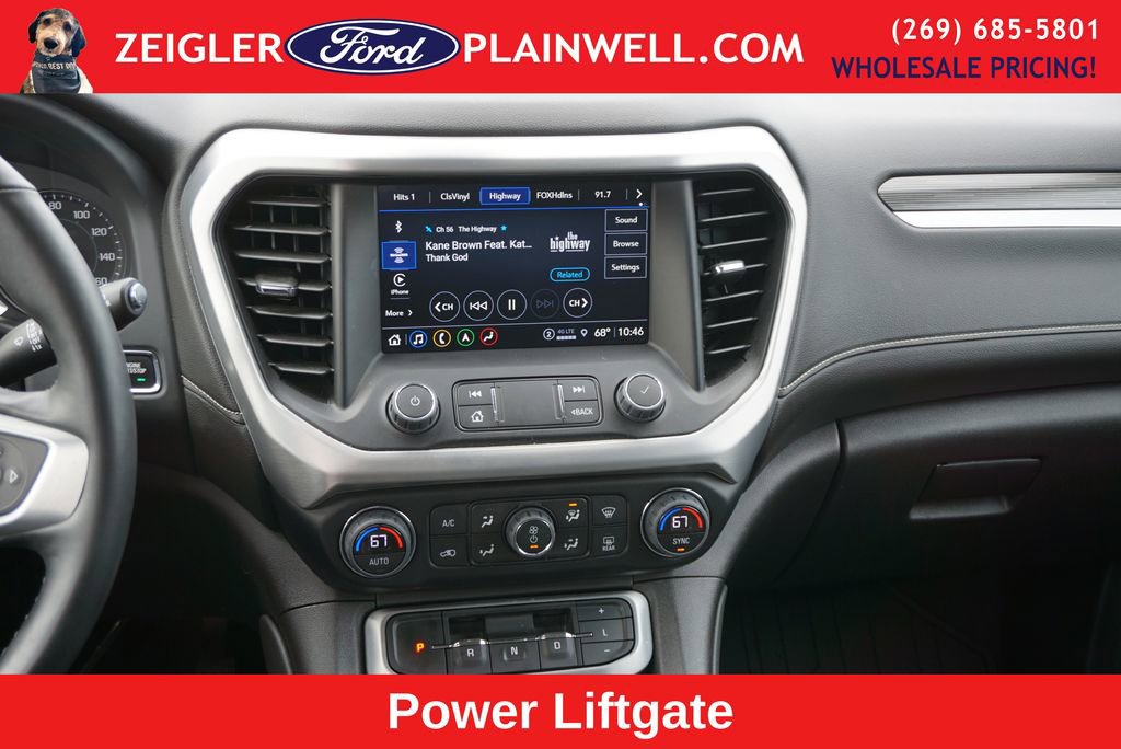 Used 2023 GMC Acadia SLT w/ Elevation Edition image 17