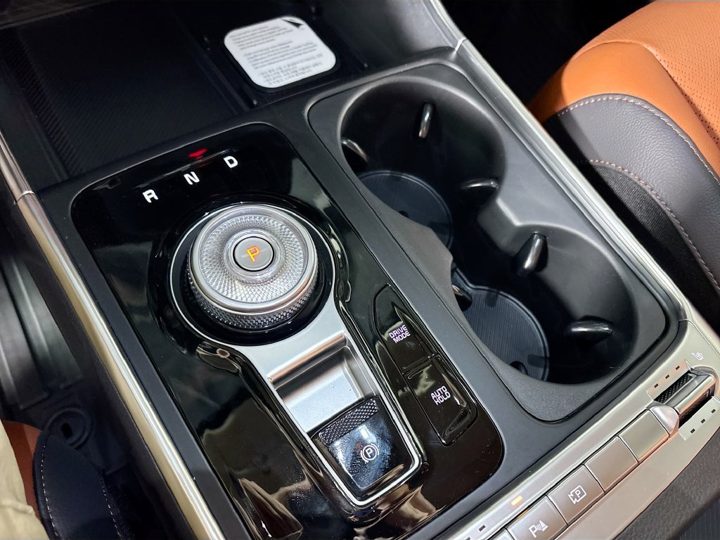 New 2026 Kia Carnival SX Prestige FWD image 18