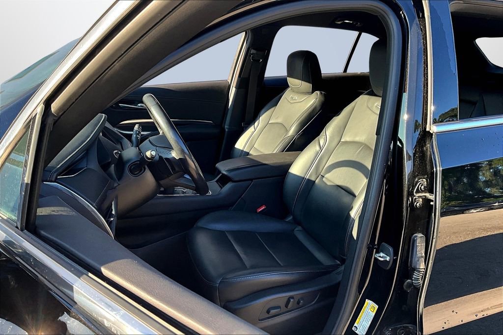 Used 2021 Cadillac XT4 Luxury image 21