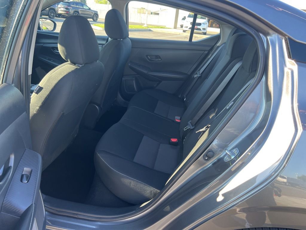 Used 2025 Nissan Sentra SV image 19