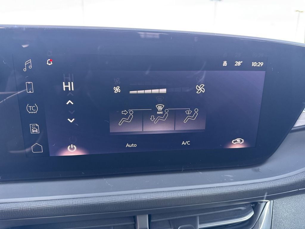 New 2026 Buick Envista Sport Touring FWD image 19