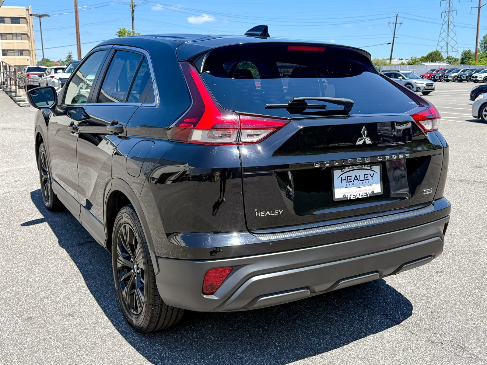 Used 2022 Mitsubishi Eclipse Cross LE AWD/4WD image 5