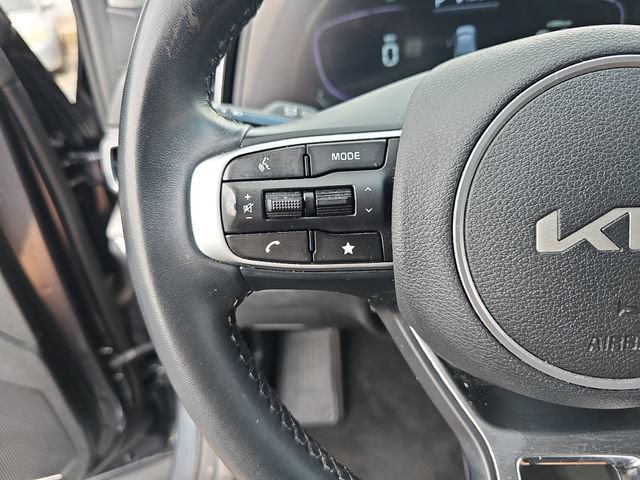 Used 2023 Kia Sportage EX FWD image 17