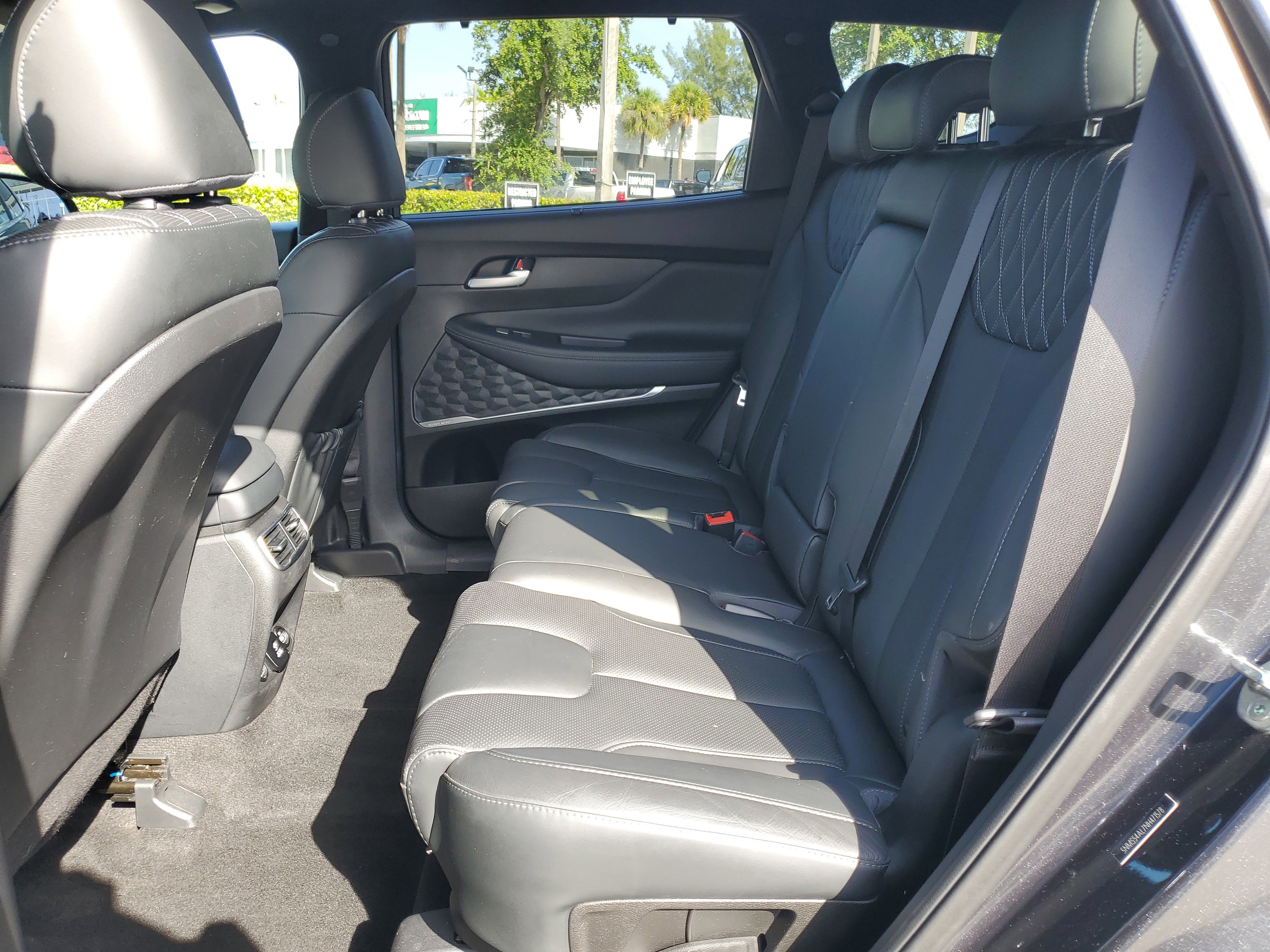 Used 2022 Hyundai Santa Fe Calligraphy image 16