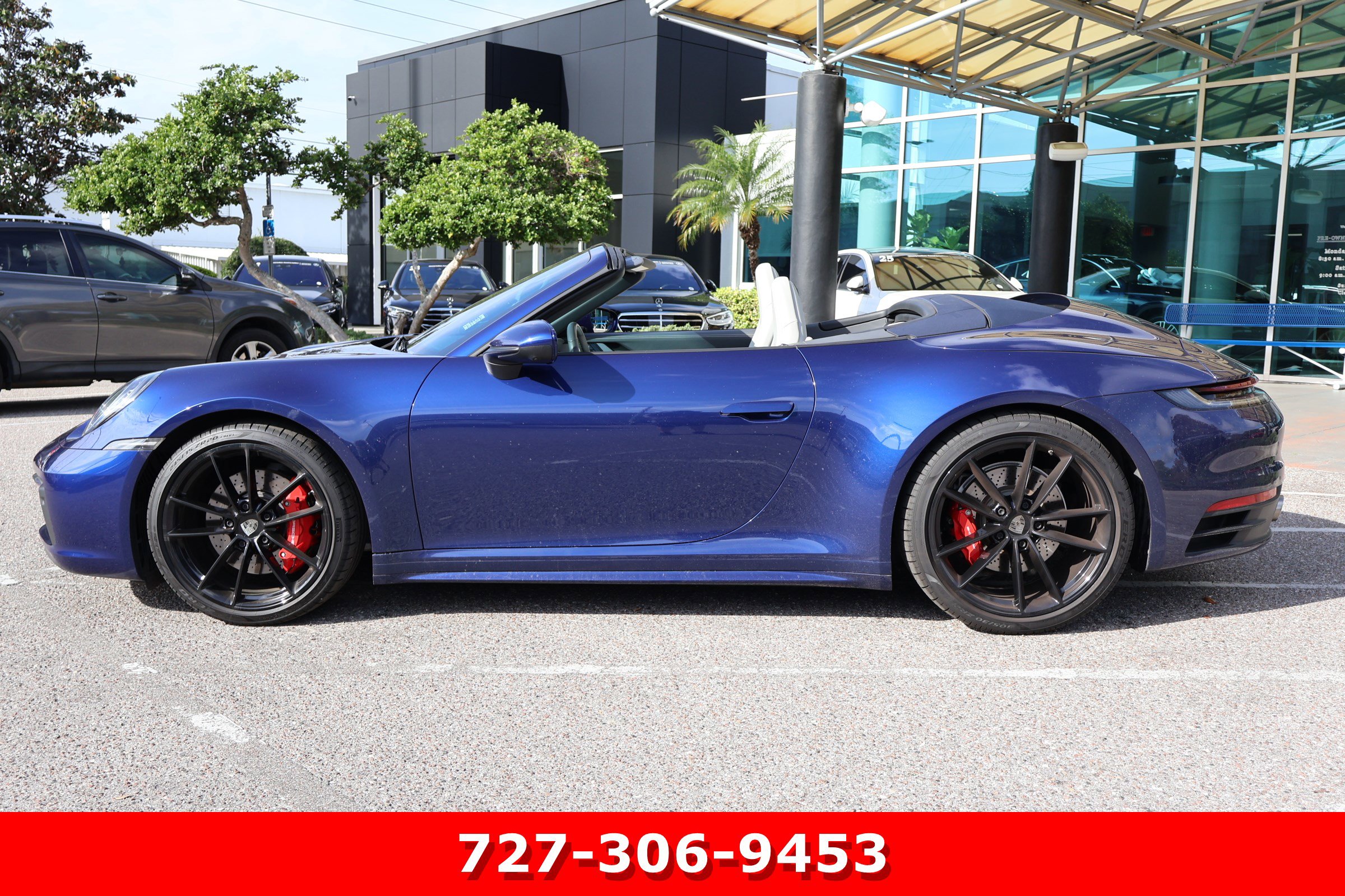 Used 2020 Porsche 911 Cabriolet image 6