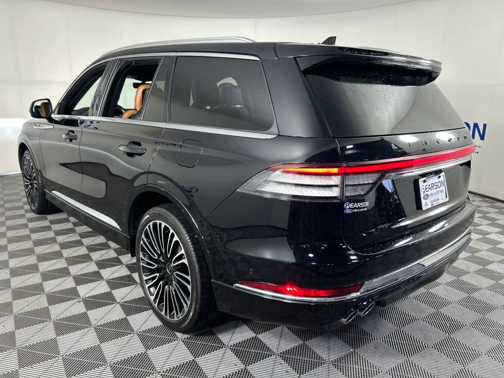 Used 2023 Lincoln Aviator Black Label w/ Dynamic Handling Package AWD/4WD image 7
