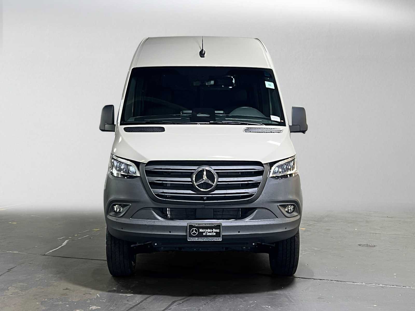 Used 2026 Mercedes-Benz Sprinter 2500 image 8