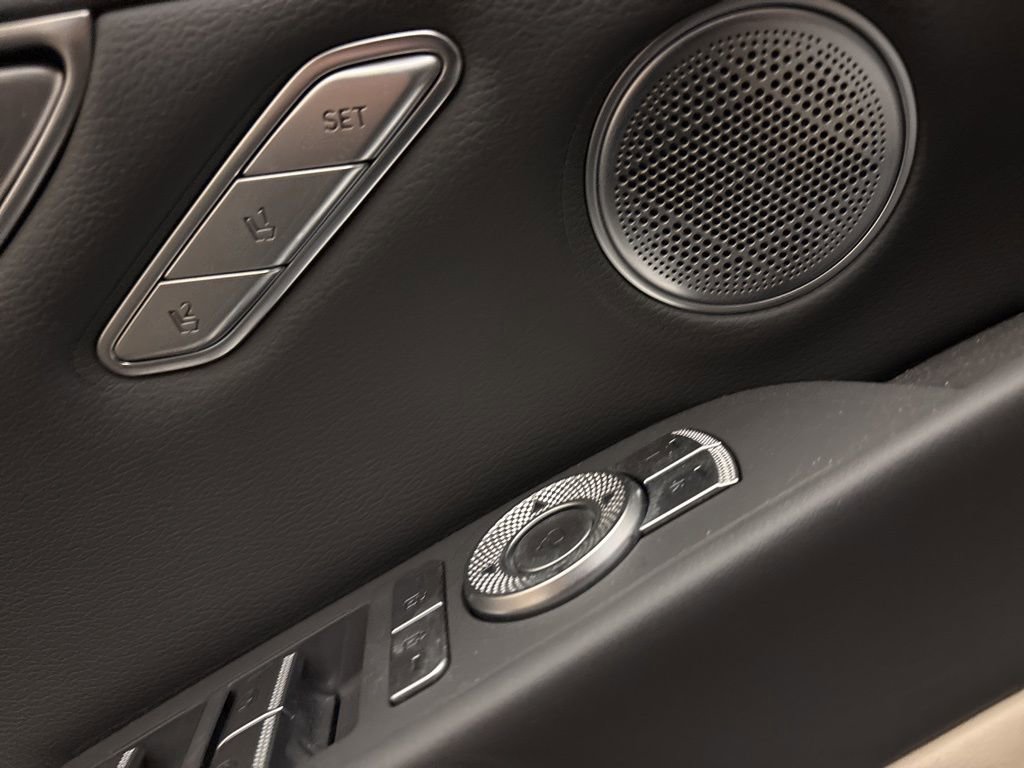 Used 2023 Genesis G80 2.5T w/ Advanced Package image 10