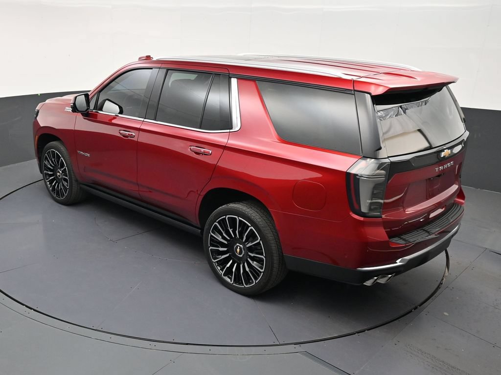 Used 2025 Chevrolet Tahoe High Country AWD/4WD image 14