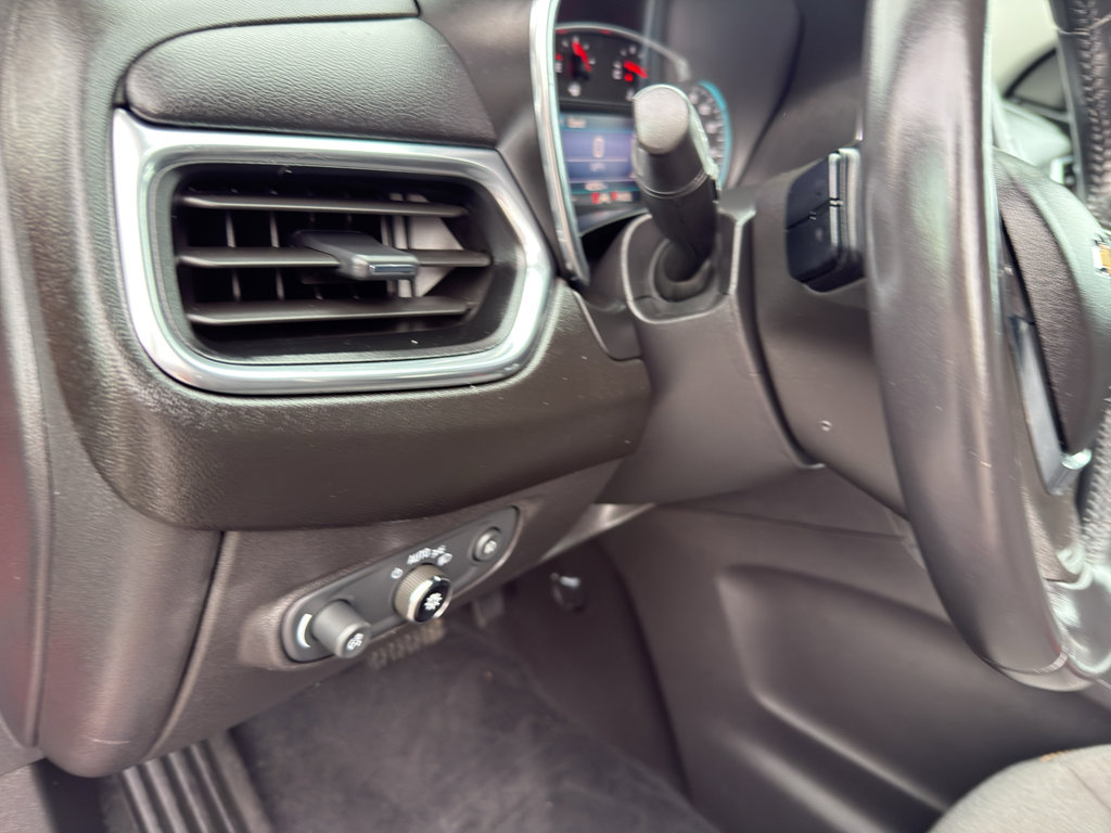 Used 2020 Chevrolet Equinox LT FWD image 14