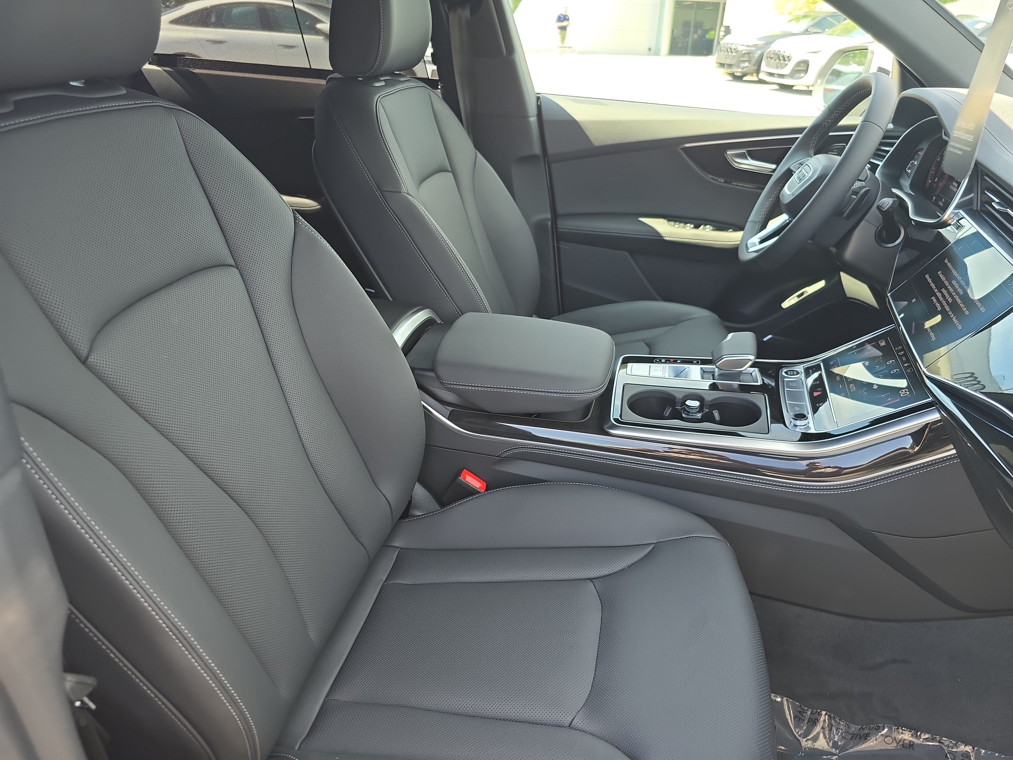 New 2027 Audi Q8 Premium Plus AWD/4WD image 10