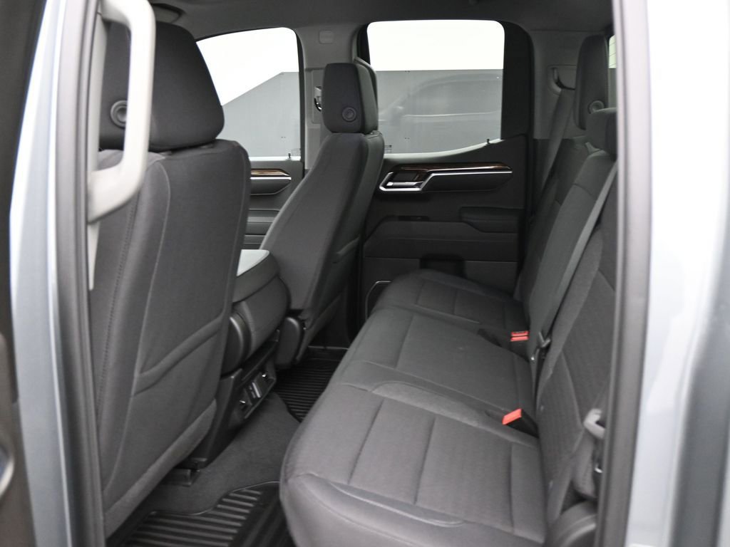 Used 2026 GMC Sierra 1500 SLE w/ Preferred Package image 19