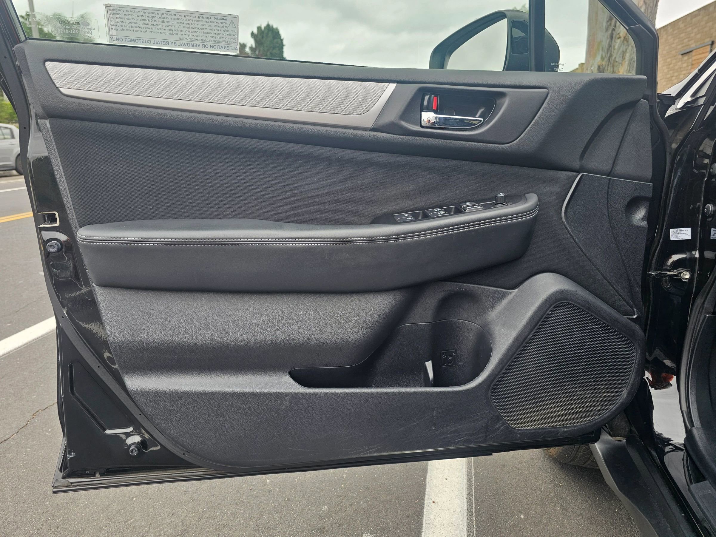 Used 2019 Subaru Outback 2.5i Premium image 10