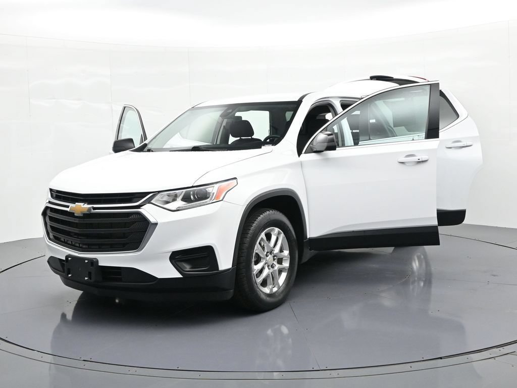 Used 2021 Chevrolet Traverse LS AWD/4WD image 32