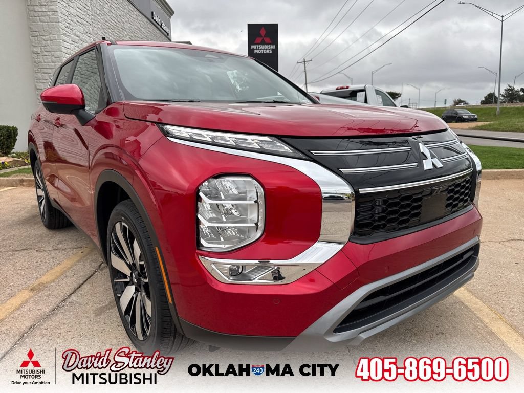 New 2026 Mitsubishi Outlander SE FWD image 1