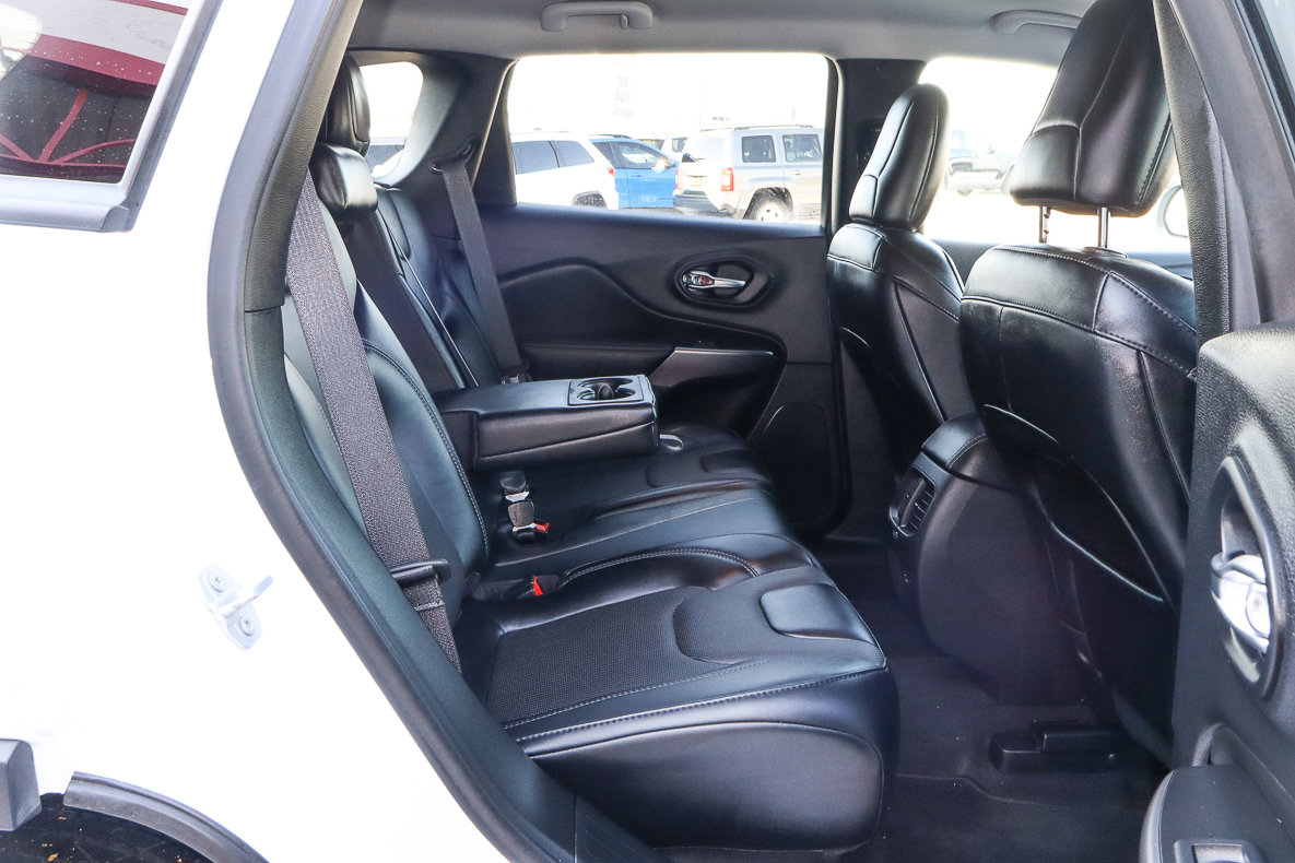 Used 2022 Jeep Cherokee Latitude Lux image 23