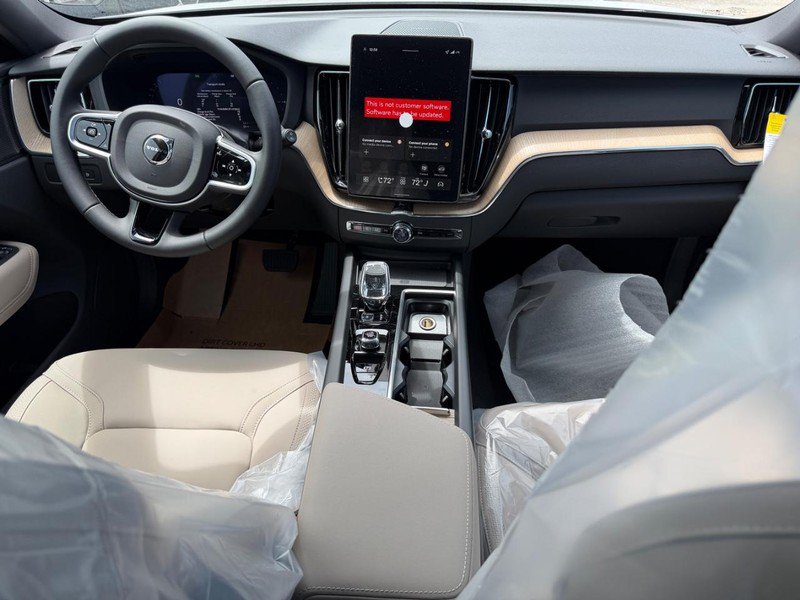 New 2026 Volvo XC60 T8 Plus w/ Climate Package AWD/4WD image 5