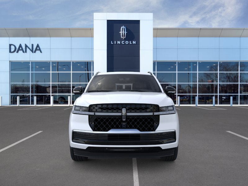 New 2026 Lincoln Navigator Reserve w/ Jet Appearance Package AWD/4WD image 6