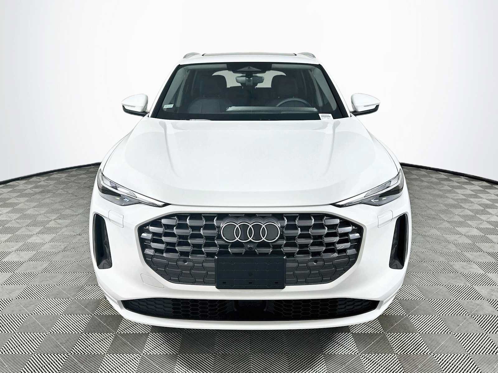 New 2026 Audi Q5 Premium AWD/4WD image 2