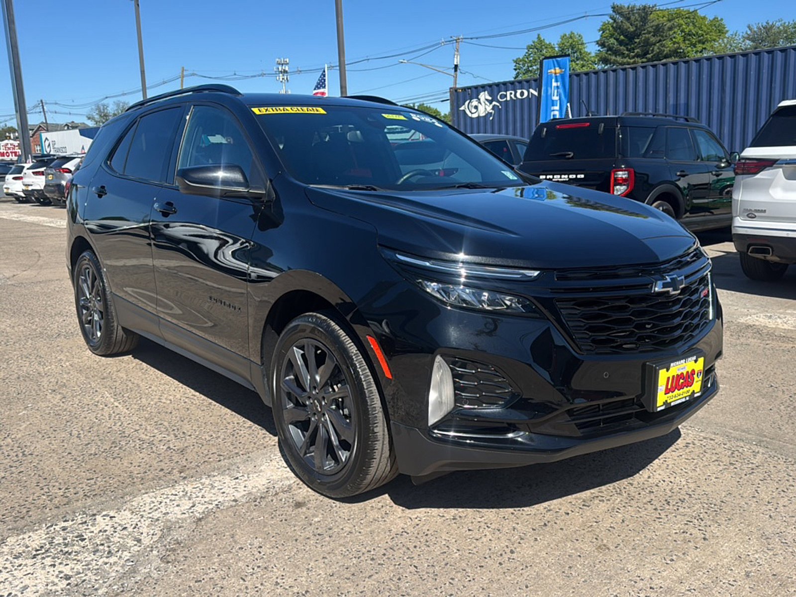 Used 2024 Chevrolet Equinox RS w/ LPO, Cargo Package FWD image 4