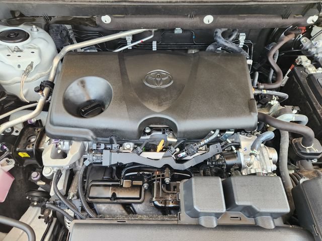 Used 2022 Toyota RAV4 Limited FWD image 22