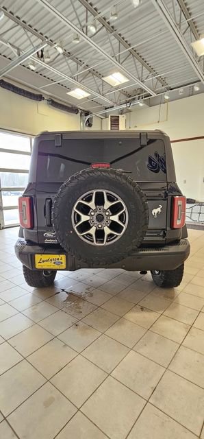 Used 2023 Ford Bronco Badlands image 5