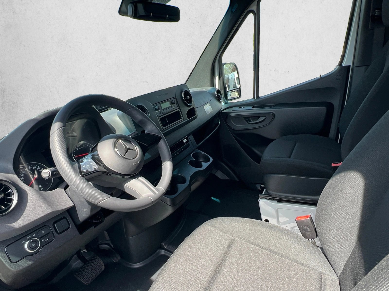 New 2026 Mercedes-Benz Sprinter 2500 image 11