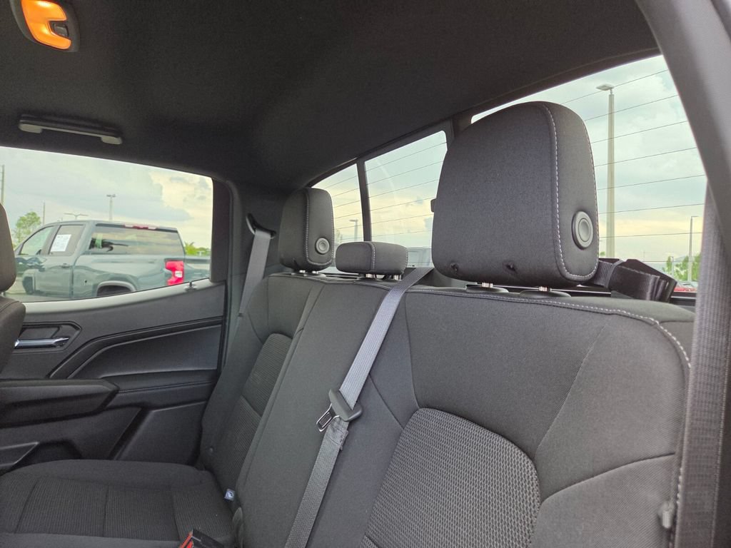 Used 2025 Chevrolet Colorado LT w/ Advanced Trailering Package RWD image 17