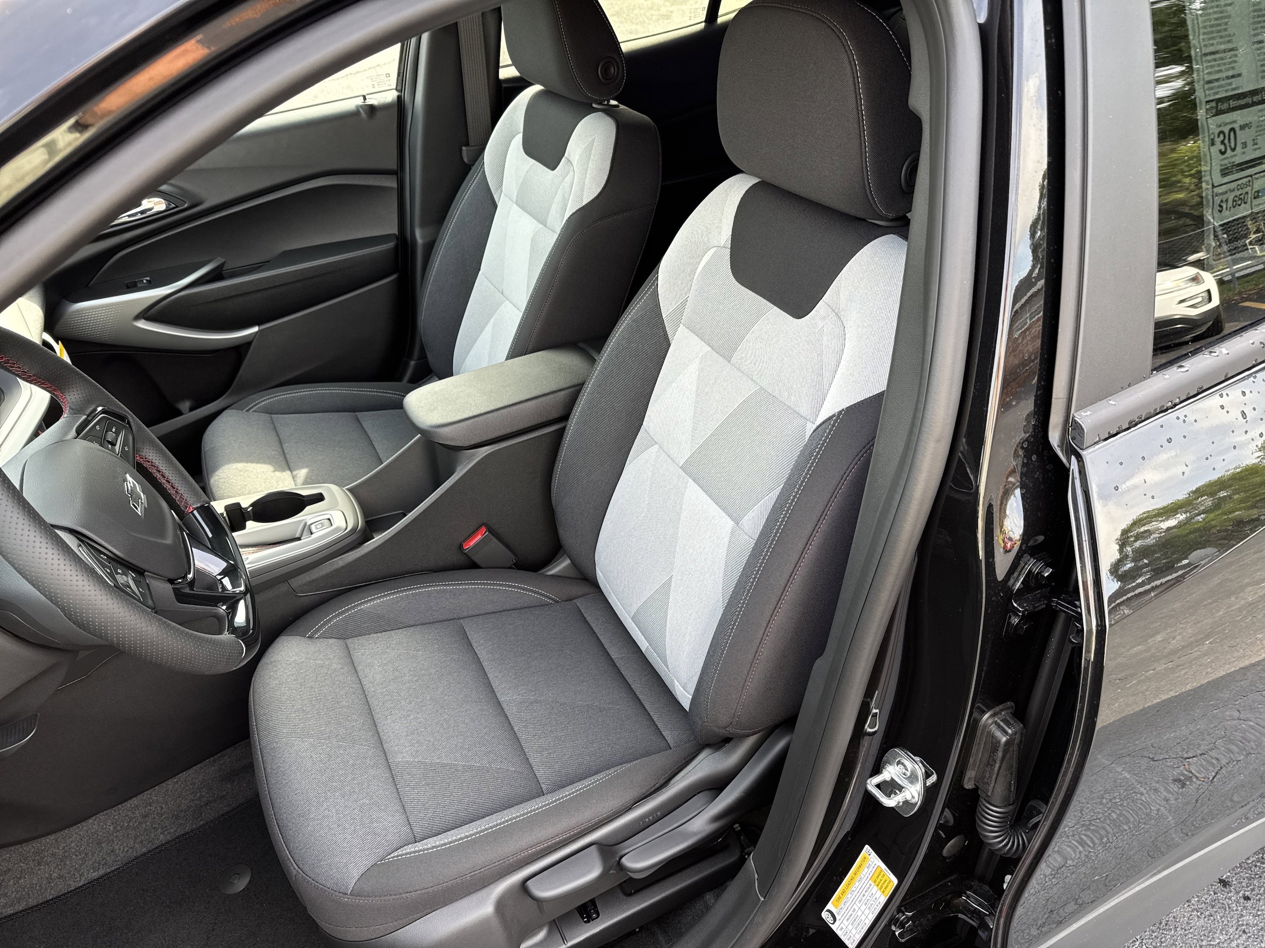 New 2026 Chevrolet Trax RS w/ Driver Confidence Package FWD image 22