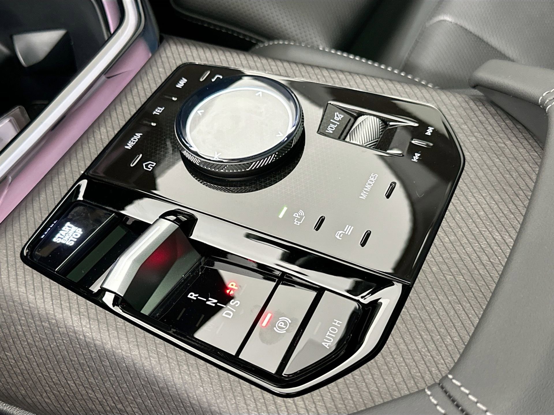 New 2026 BMW X3 xDrive30 w/ Convenience Package image 16