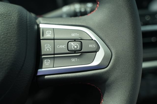 New 2026 Jeep Compass Trailhawk AWD/4WD image 30