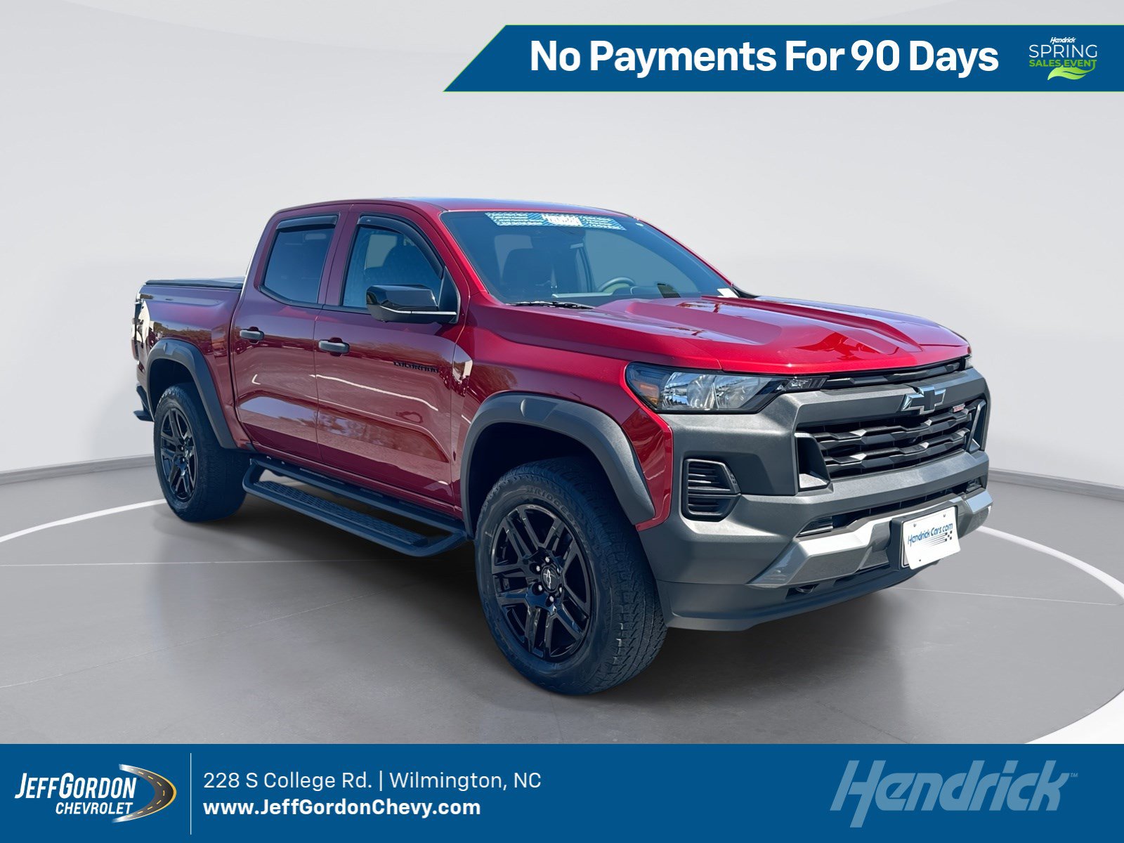 Used 2024 Chevrolet Colorado Trail Boss w/ Technology Package AWD/4WD image 1