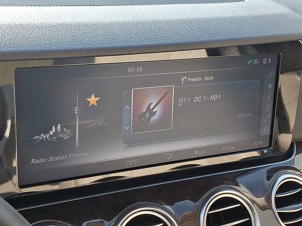 Used 2017 Mercedes-Benz E 300 image 18