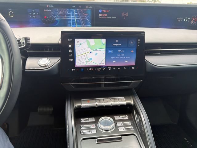 Certified 2024 Lincoln Nautilus Reserve AWD/4WD image 20