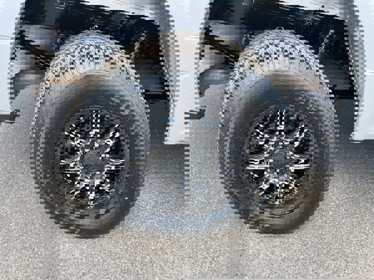 Used 2016 Ford F150 XLT w/ Equipment Group 302A Luxury AWD/4WD image 46