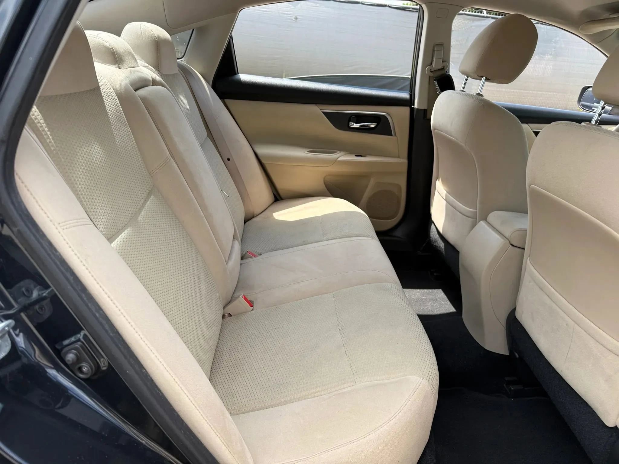 Used 2015 Nissan Altima 2.5 S w/ Sport Value Package FWD image 20