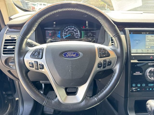 Used 2018 Ford Flex Limited image 19