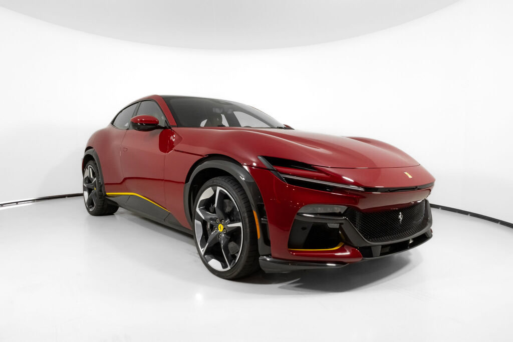 Used 2025 Ferrari Purosangue image 6