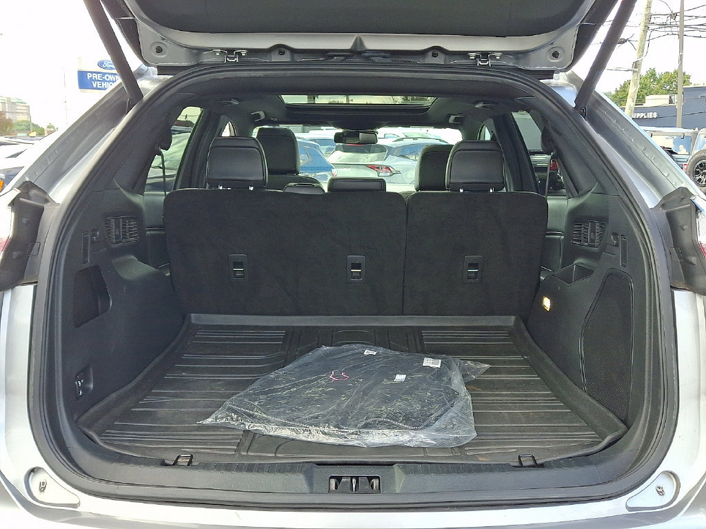 Used 2024 Ford Edge ST w/ Equipment Group 401A AWD/4WD image 29