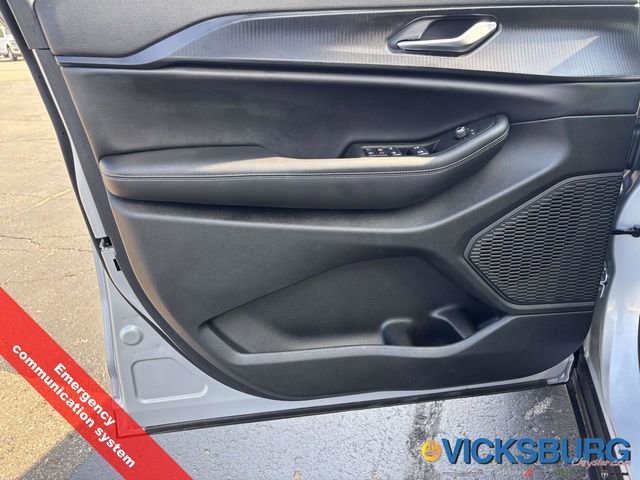 New 2025 Jeep Grand Cherokee Laredo w/ Luxury Tech Group I image 8