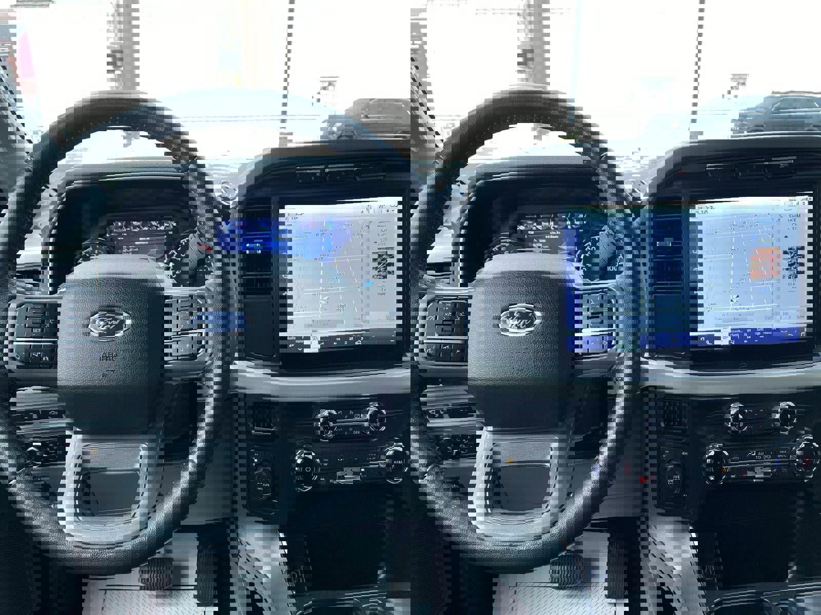 Used 2022 Ford F150 XLT w/ Equipment Group 302A High image 27