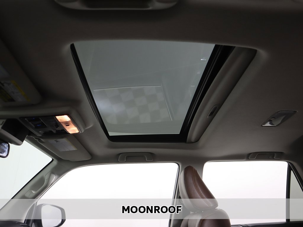 Used 2020 Toyota 4Runner Limited image 4