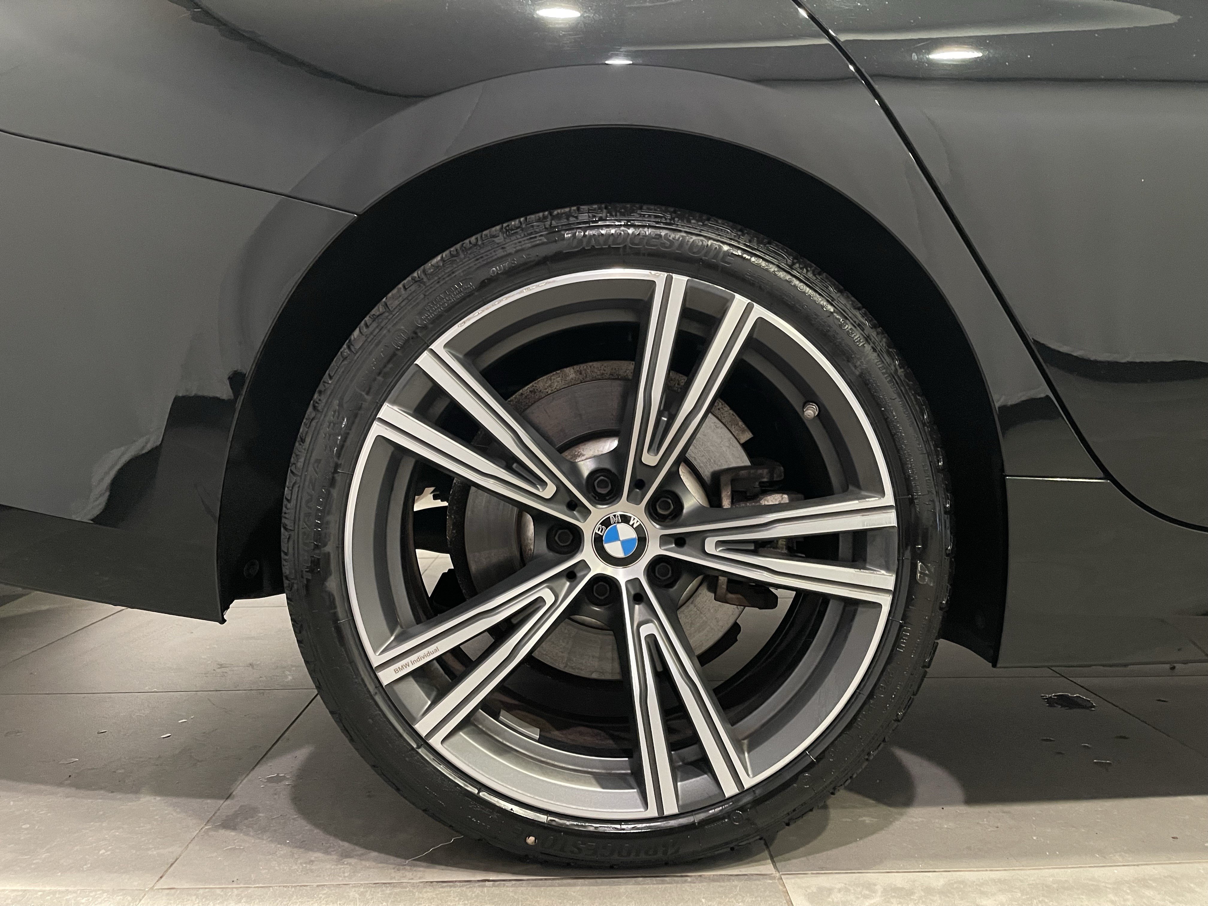Certified 2023 BMW 330i xDrive Sedan w/ Driving Assistance Package AWD/4WD image 9
