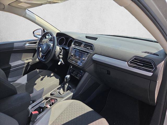 Used 2019 Volkswagen Tiguan S w/ Driver Assistance Package AWD/4WD image 19